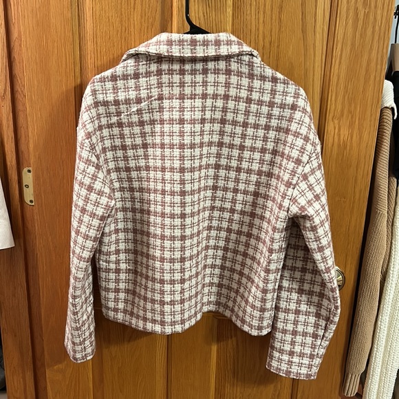 Pink Jacket - Picture 4 of 4